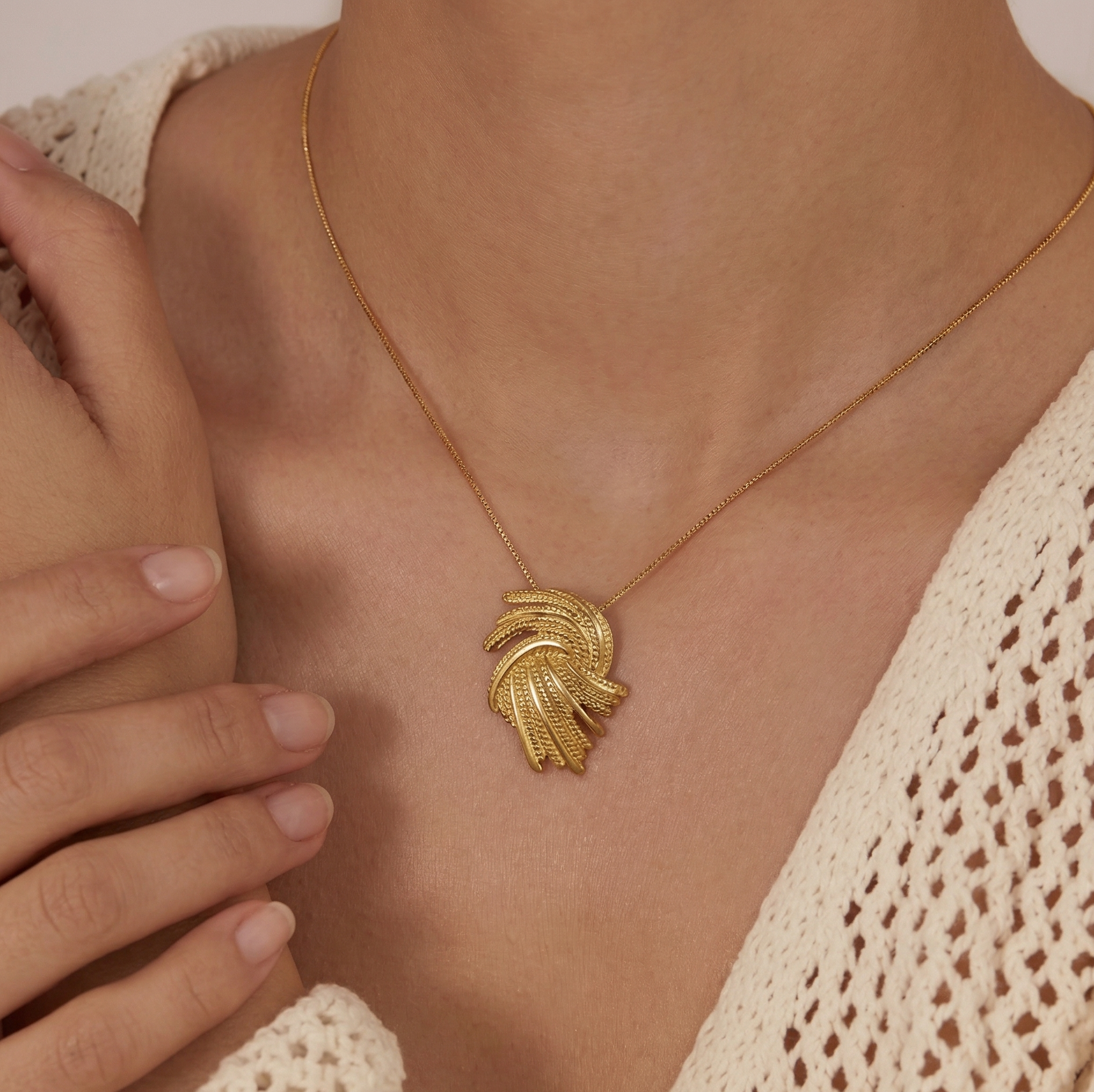 Vaara Ananta Flow Pendant