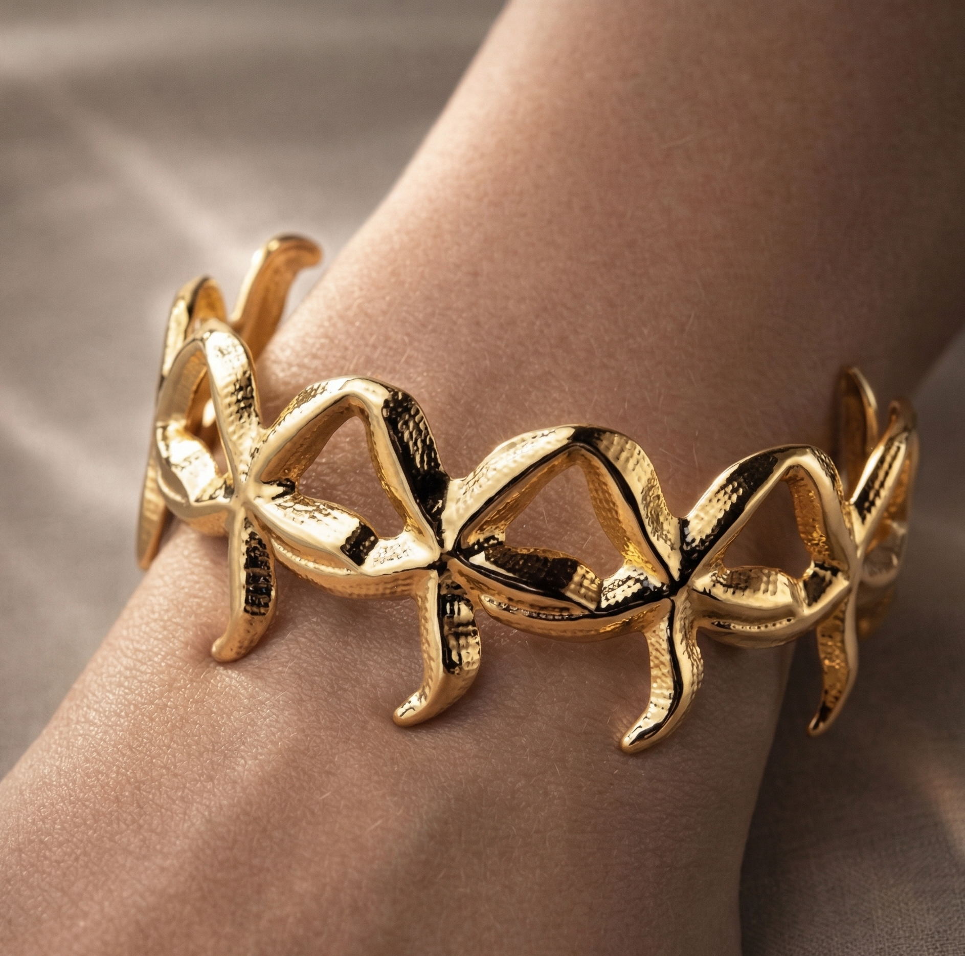 The Thalassa Starfish Bangle