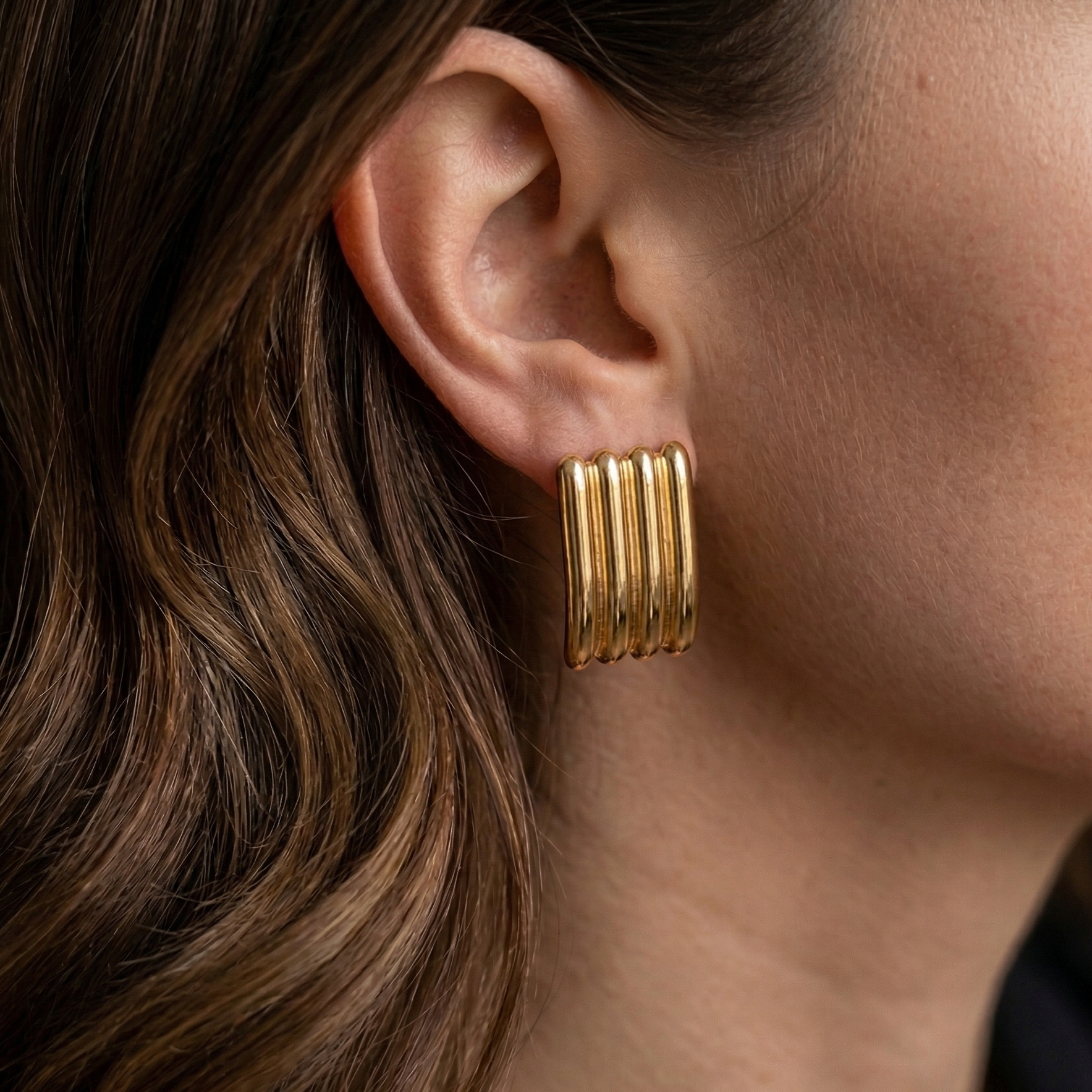 Vaara Linear Stack Studs