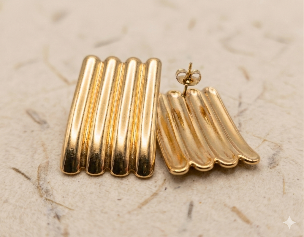 Vaara Linear Stack Studs