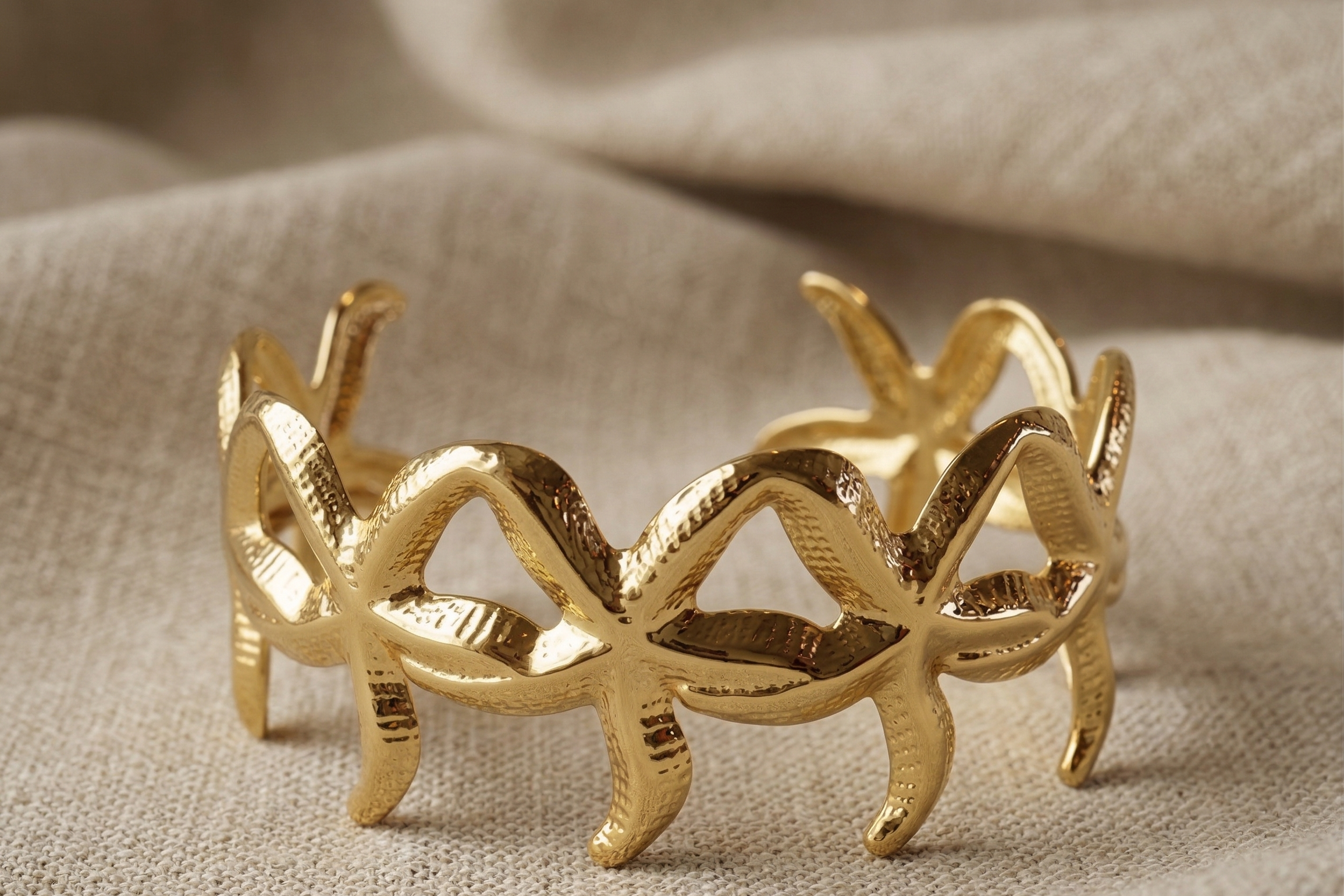 The Thalassa Starfish Bangle