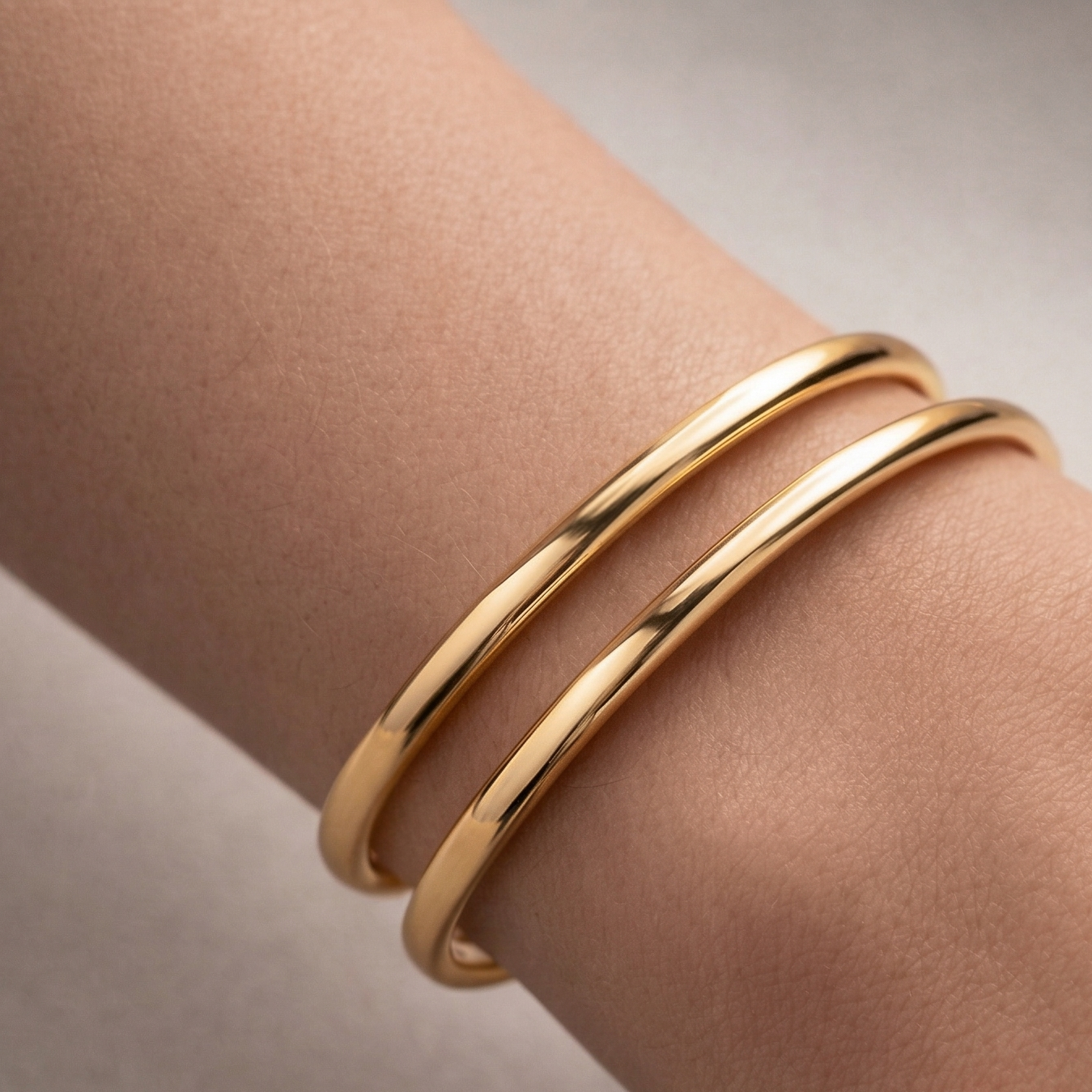 Vaara Élan Dual Wave Gold Cuff
