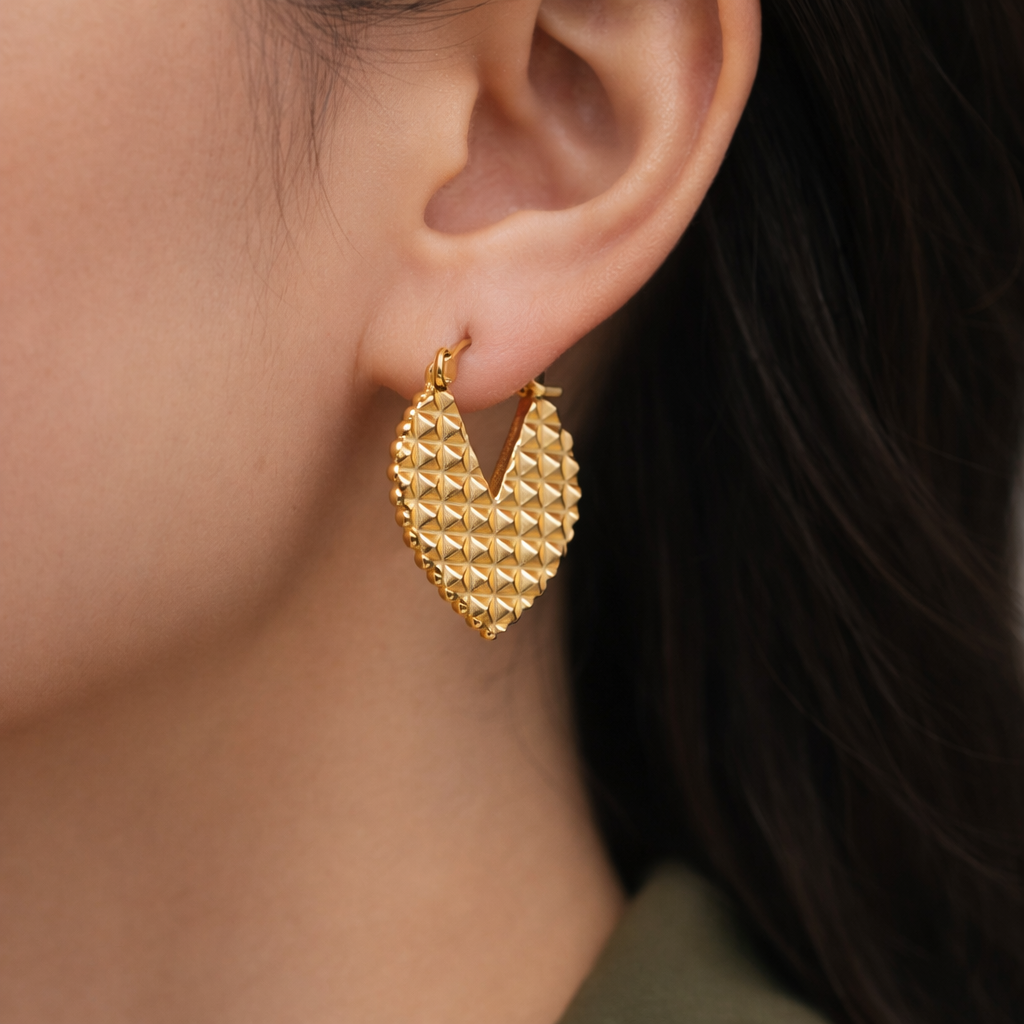 Vaara Aurelia Heart Hoops
