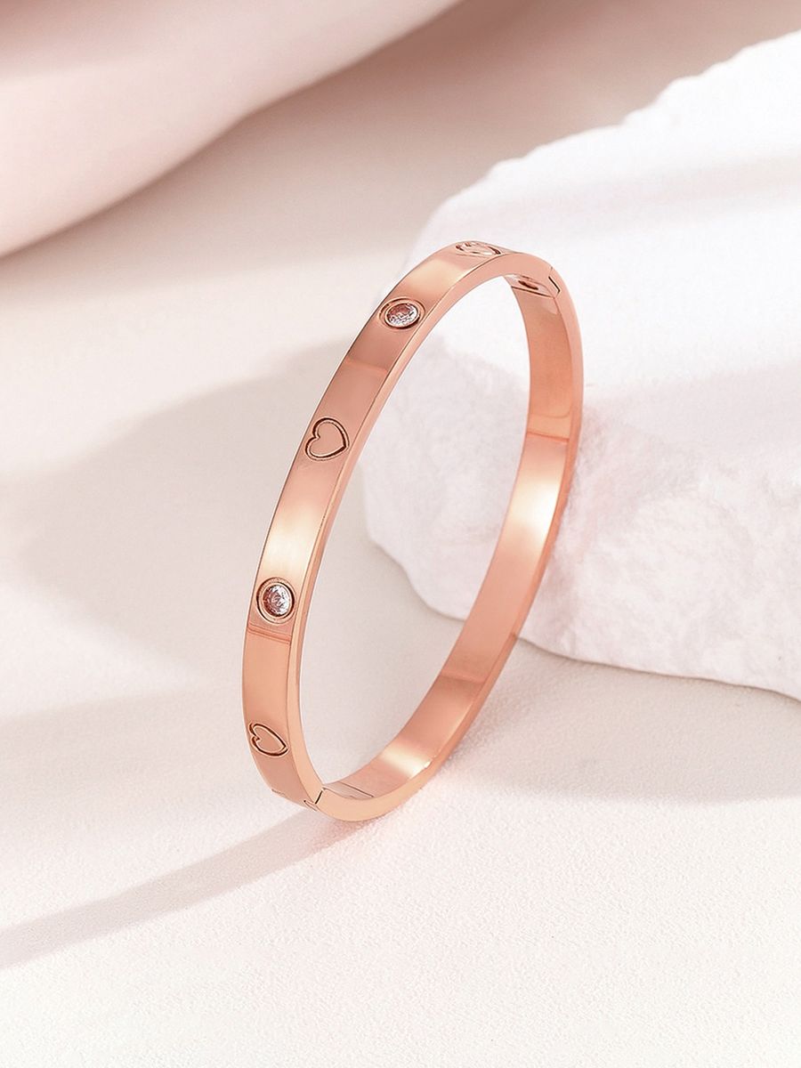 Vaara Amour Heart Bangle