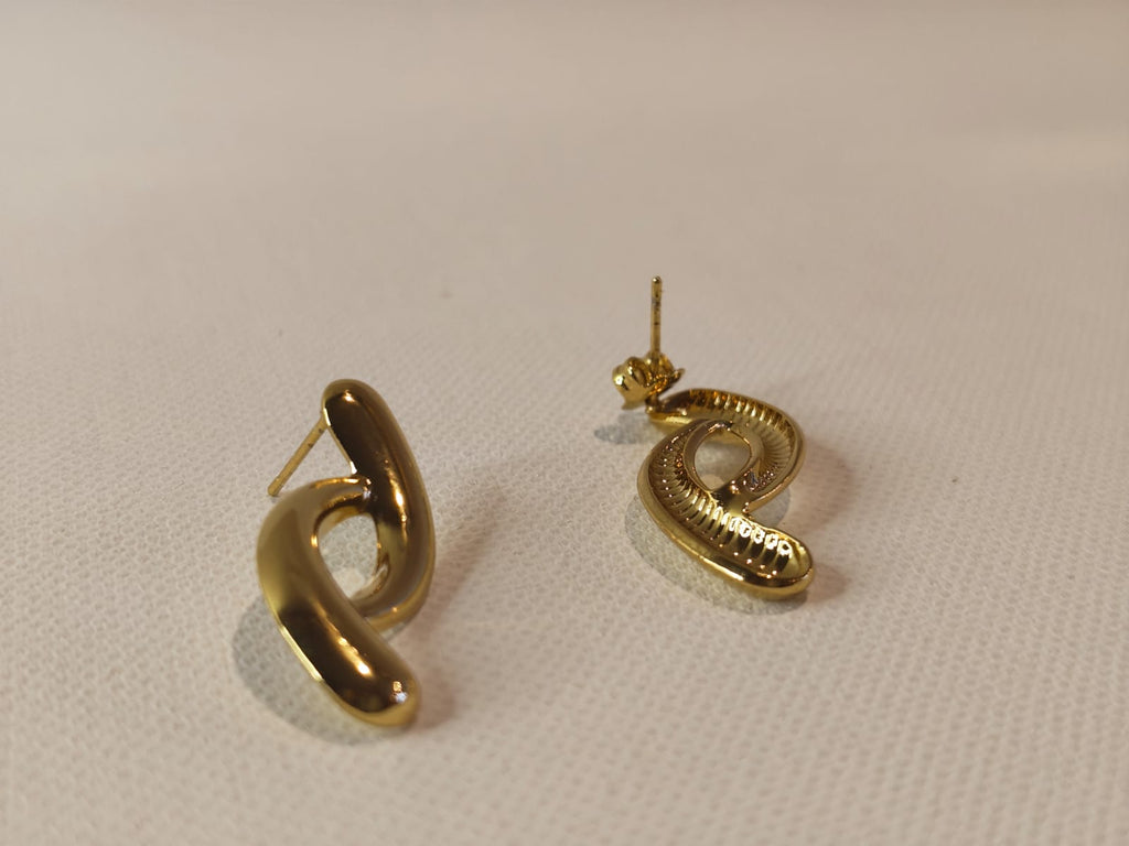 Vaara Aurelia Flux Studs
