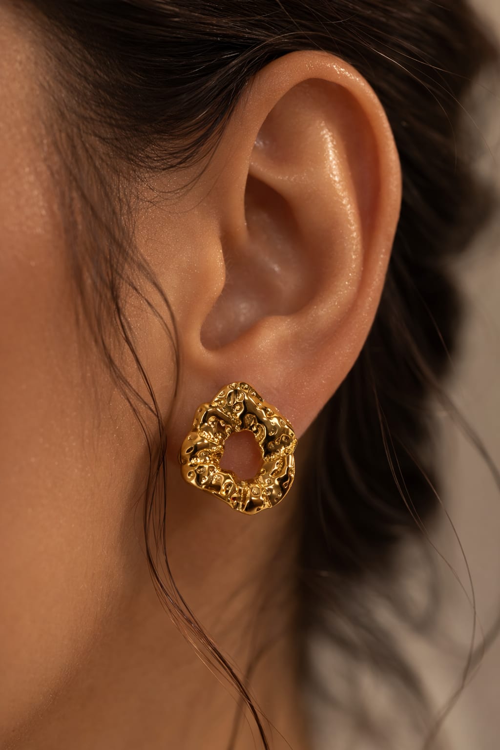 Vaara Molten Halo Studs