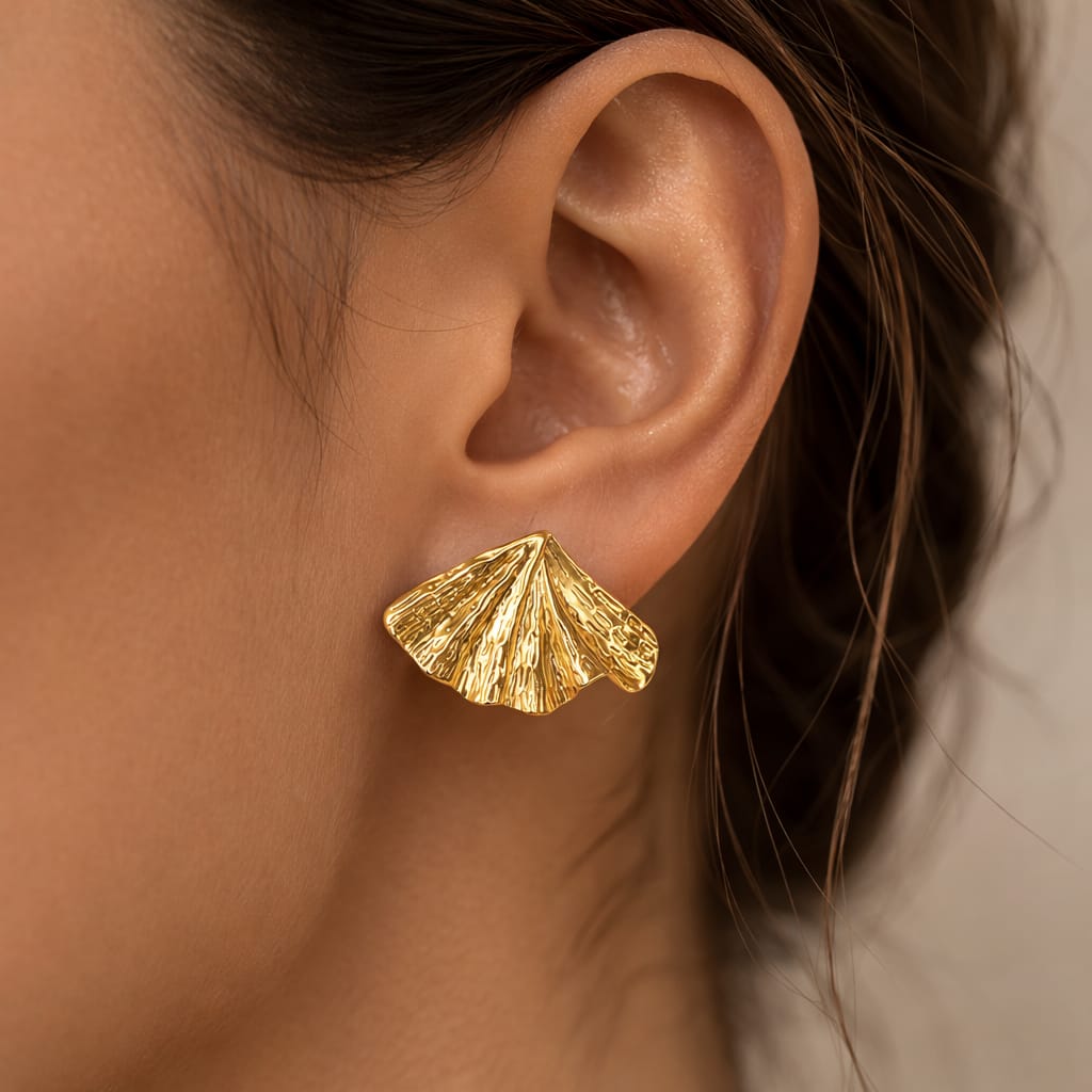 Vaara Golden Crest Studs